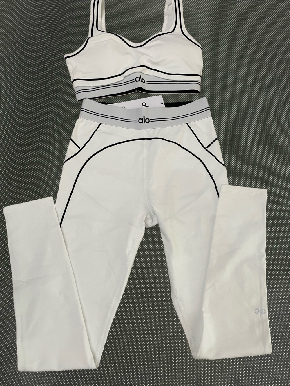 ALO Yoga White Sports Bra with Black Piping